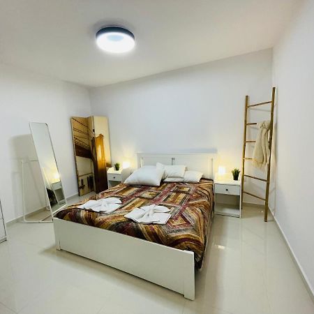 Haris White Apartment Ruszoszpíti Kültér fotó
